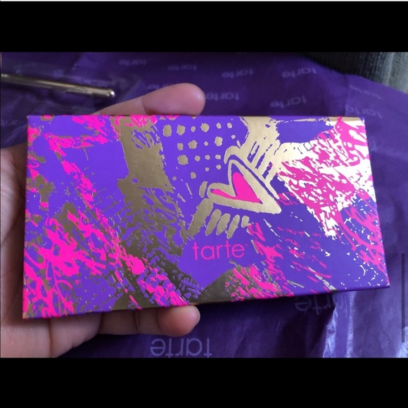 NIB Tarte Dare To Live Eye Set Eyeshadow Make Up - Picture 11 of 15